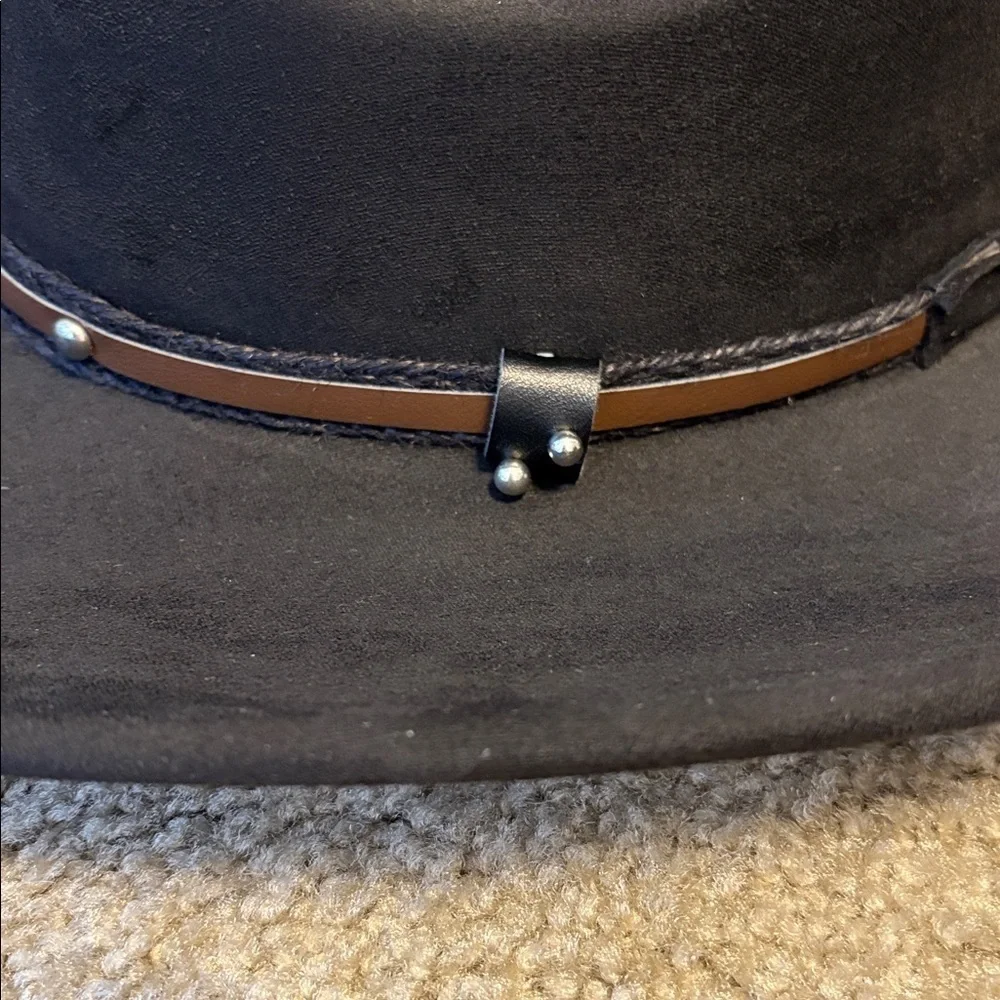 NWT Black Faux Suede Western Cowboy Hat